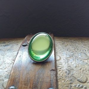 Green stretch ring